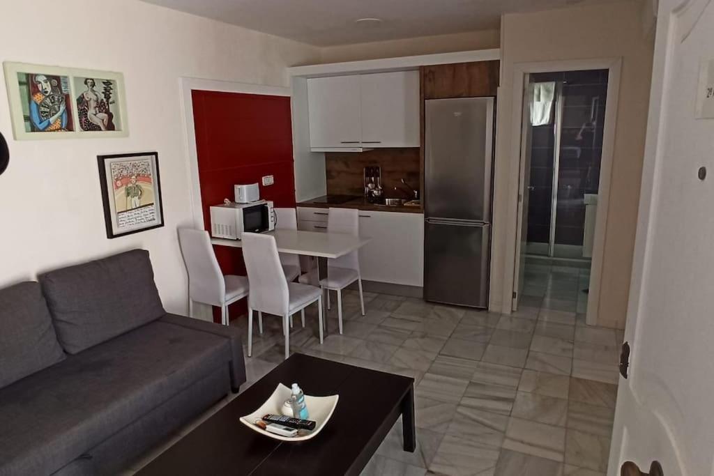 Atico Veedor 19 Dias Y Muchas Noches Apartment Кадис Екстериор снимка